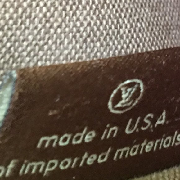 Authentic Louis Vuitton Totally in Monogram - Picture 11 of 12